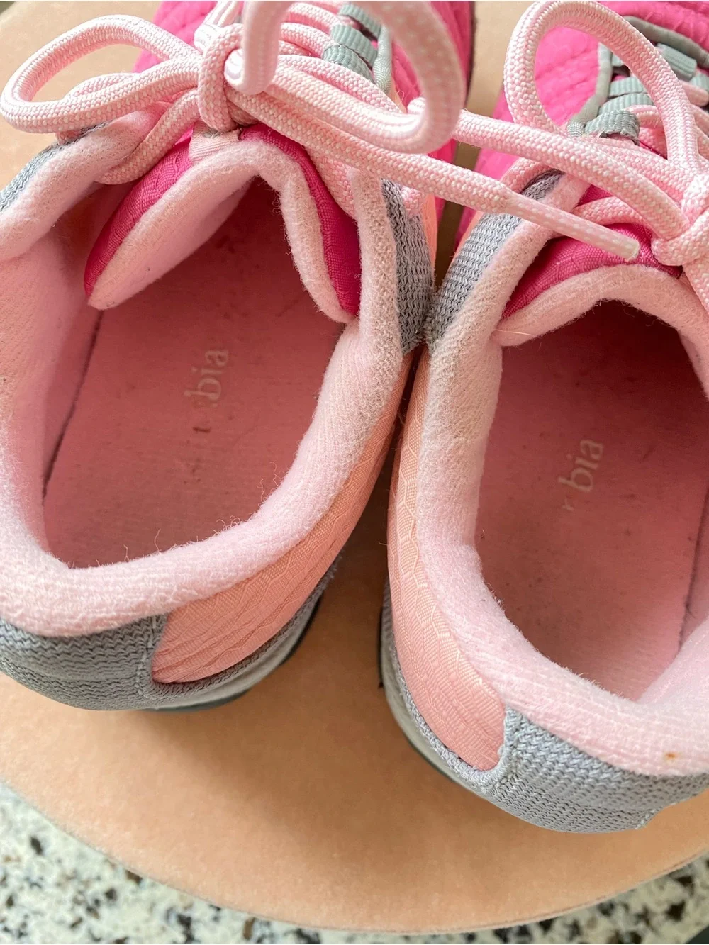 COLUMBIA‎ Girls Techlite Waterproof Trail Sneakers Pink 3